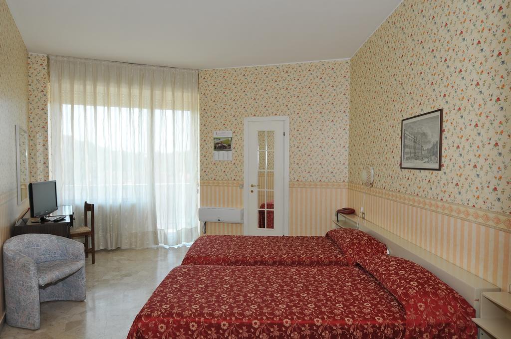 Hotel Fossati Triuggio Habitación foto