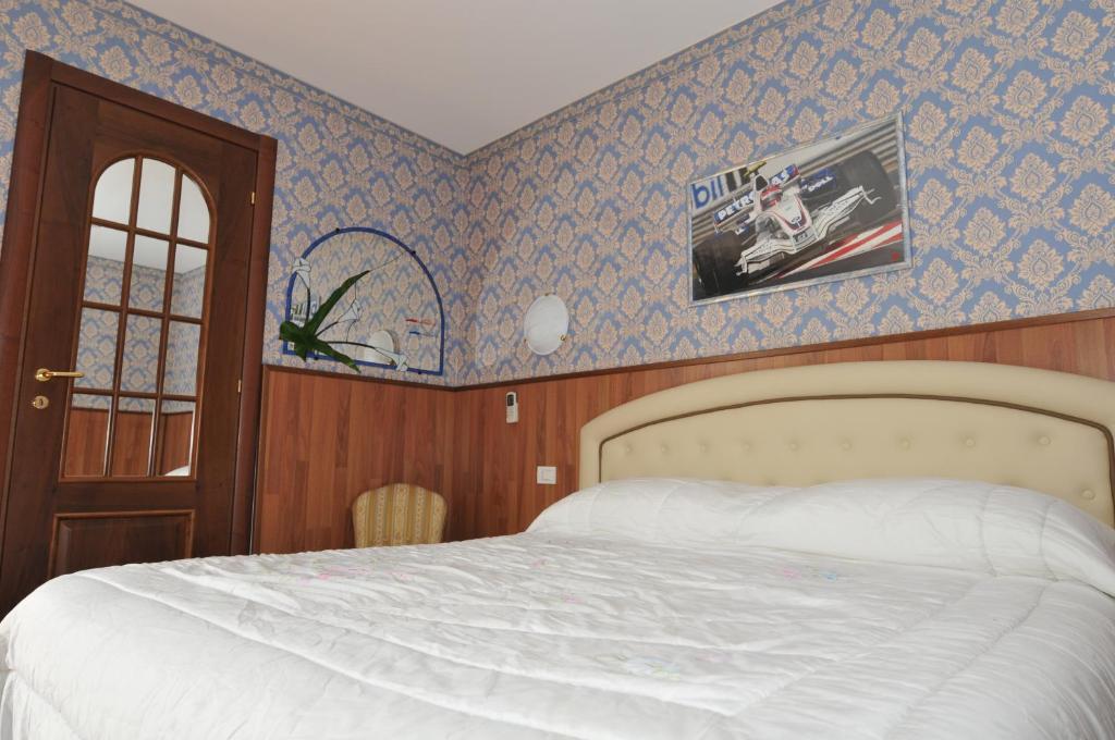 Hotel Fossati Triuggio Habitación foto